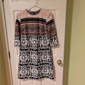 Stunning dress with gorgeous pattern.